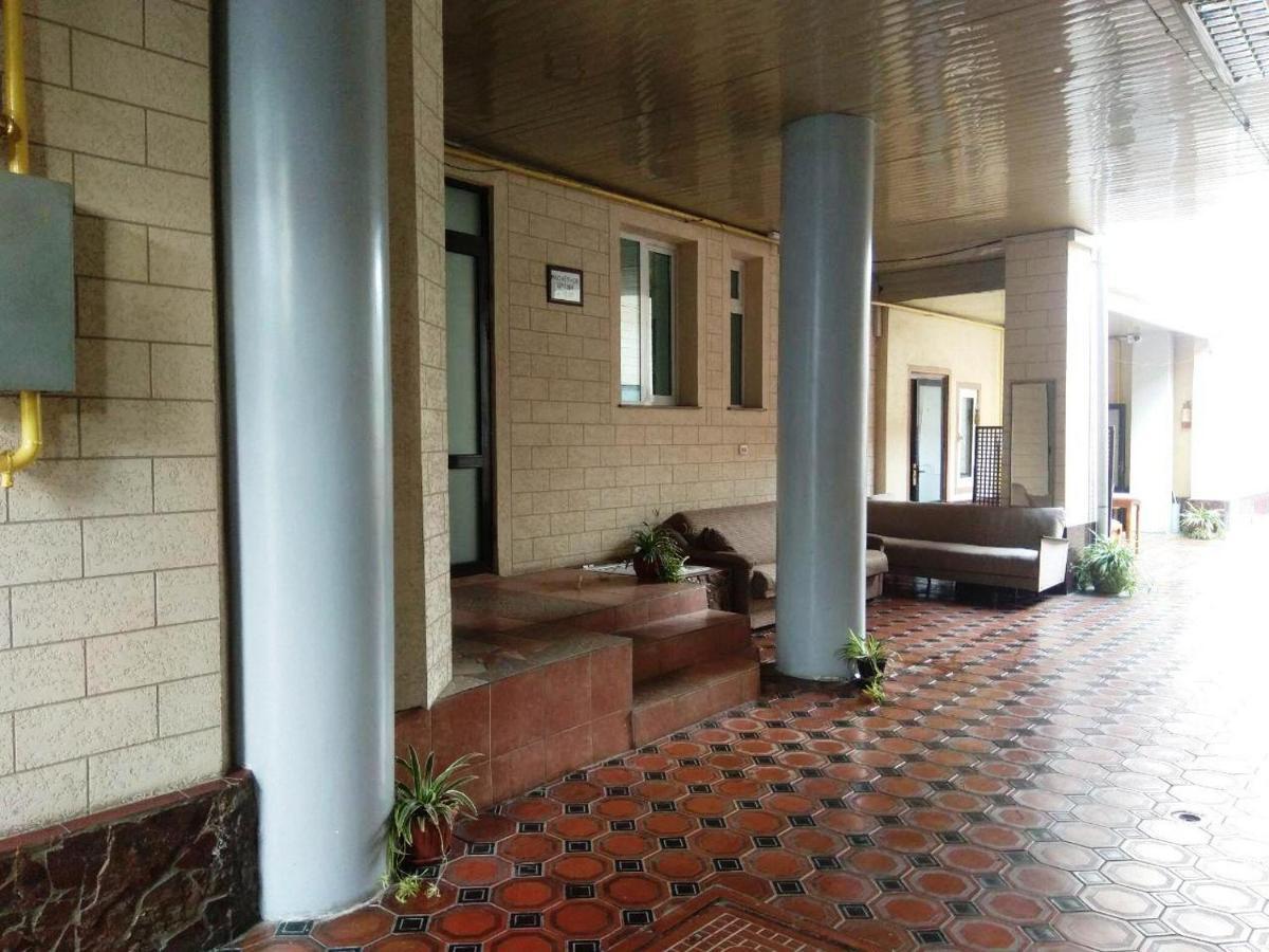 Safar Hotel Tasjkent Exteriör bild
