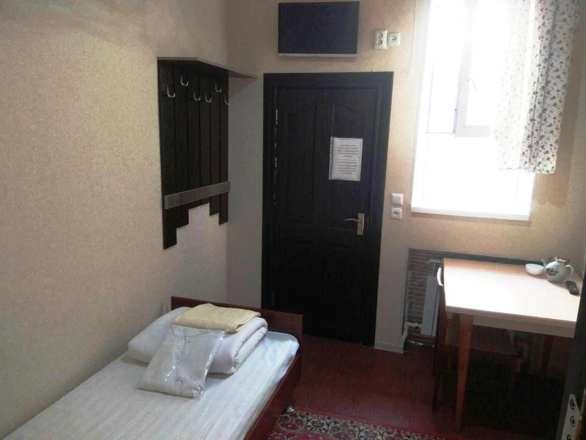Safar Hotel Tasjkent Exteriör bild